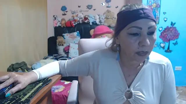 milfeddy_ live cam