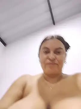 Horny-Mommy-Dirty live cam