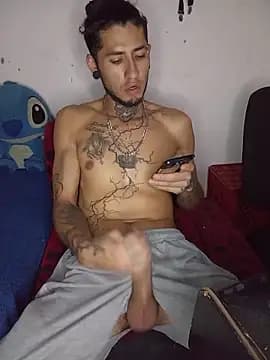 Tattoboy19cm live cam