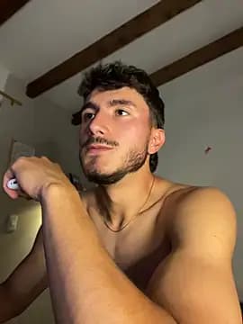 LIAM_COLT live cam on Stripchat