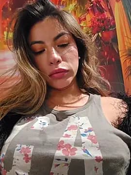 Karen_San_Miguel live cam