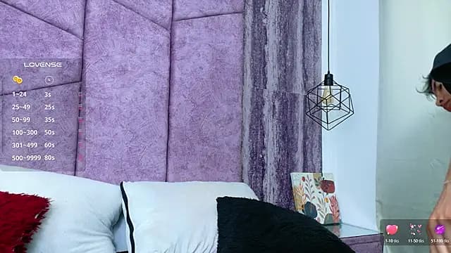 AronTawers live cam