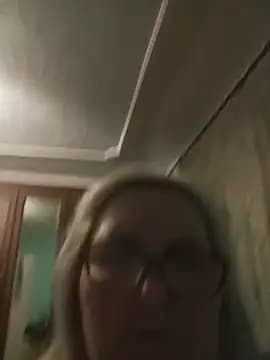 AureliaSky598 live cam