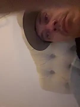 malcolm2334 live cam