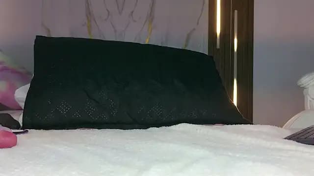mia_099 live cam
