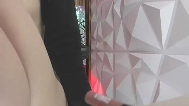 meribeth_haru live cam