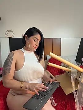 karenlennox1 live cam
