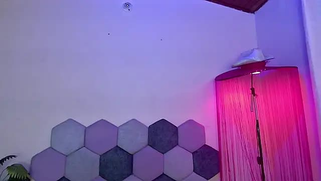 Horny_tgn live cam
