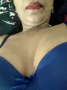 khushi_ji00 live cam
