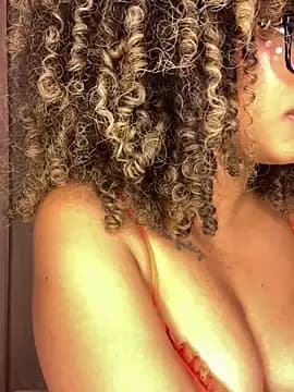 Kendra_curly live cam