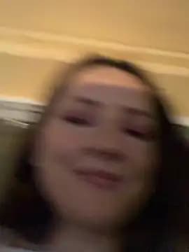 MaryJey live cam on Stripchat