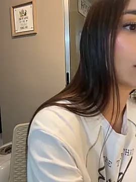Mau_White live cam