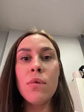 MiaNell live cam