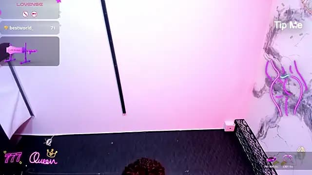 DalayMoore live cam