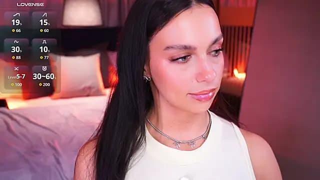 LunaNight live cam