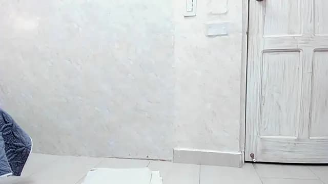 Luu_Adams live cam