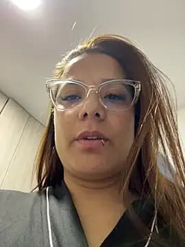 Pretty__Milf live cam