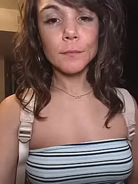 BaileyMFox live cam