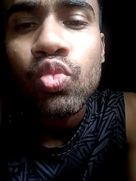 Skinny_Bigass_23 live cam