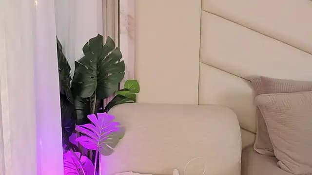 ValkyBes live cam