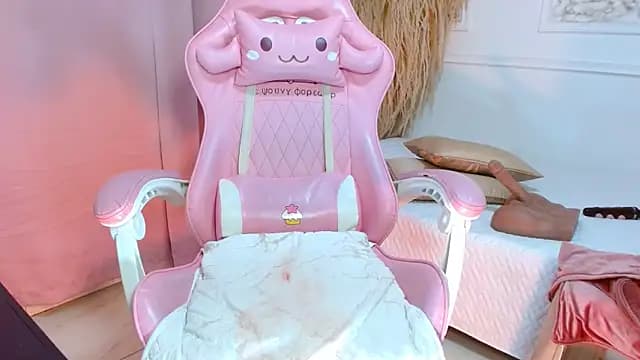 Danella_houston live cam