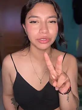 CocoaGigiMuse live cam