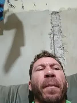 RobertoLuiz84 live cam