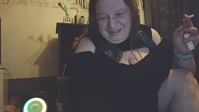 tigresse3 live cam on Stripchat