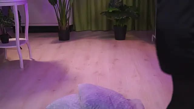 DelilahRayn live cam