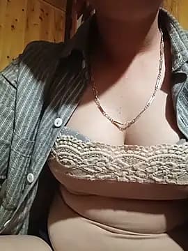 Jelly-squirt live cam