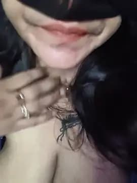 V-Hot-Suity live cam