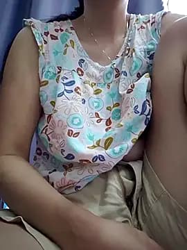 Baby-loveass69 live cam