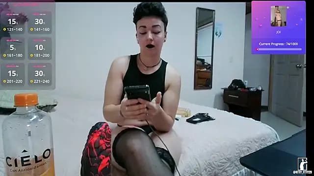 kittyfitty29 live cam