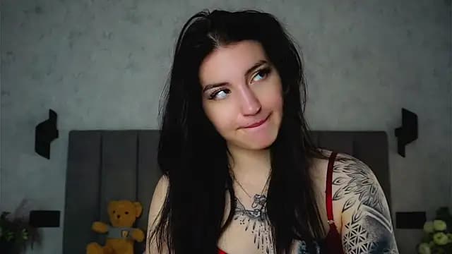 LeanaMolski live cam