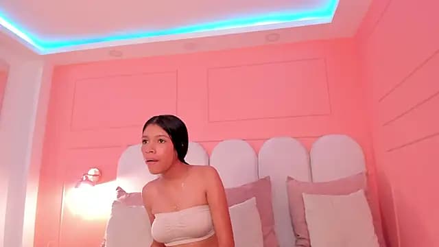 connie_ossaa live cam