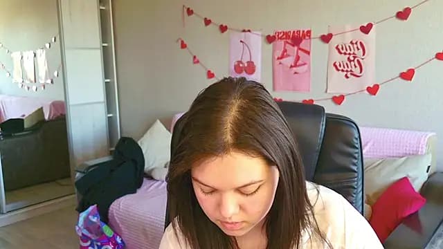 DelarySong live cam on Stripchat
