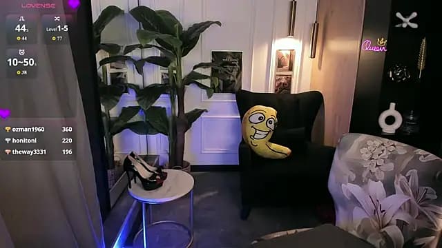 YolandaKiss live cam