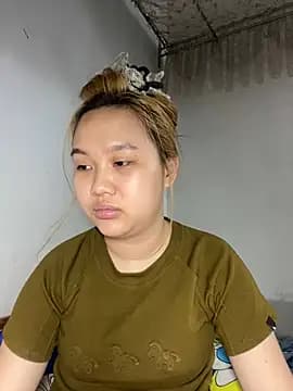 Almira6868 live cam