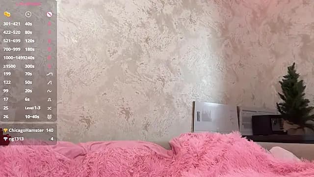 PennyLavertu live cam