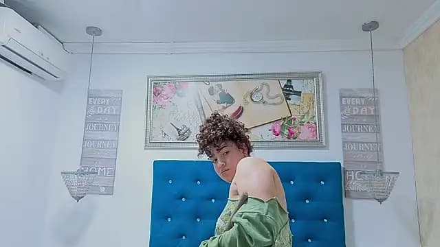 meganrousx live cam