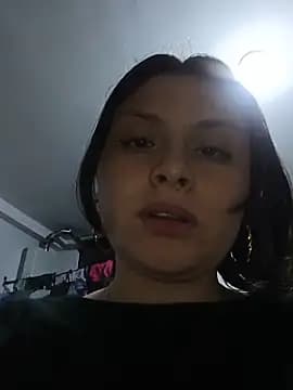 yessica_gomez01 live cam