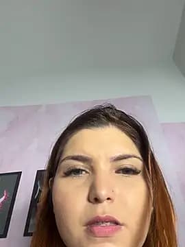 melyssaa23 live cam