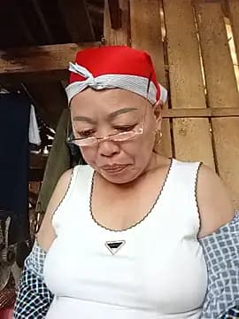 Agnes-baby live cam