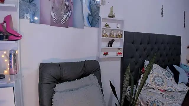 Temis_Selene live cam