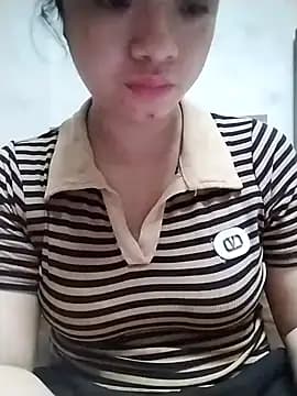 Girl_lovebaby live cam