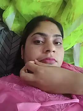 Aanushaka live cam