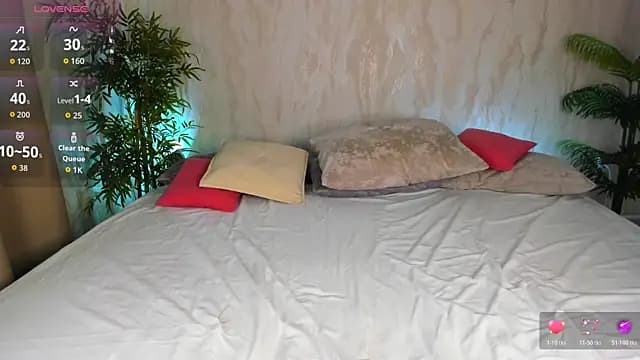 Linda__Bloom live cam