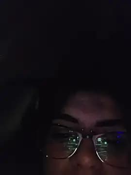 Xtattoedgirl live cam on Stripchat