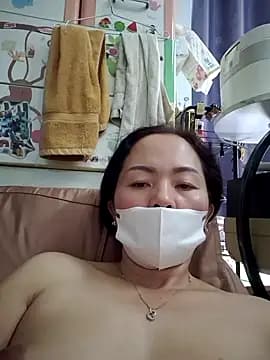 Baby-loveass69 live cam