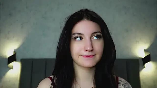 LeanaMolski live cam